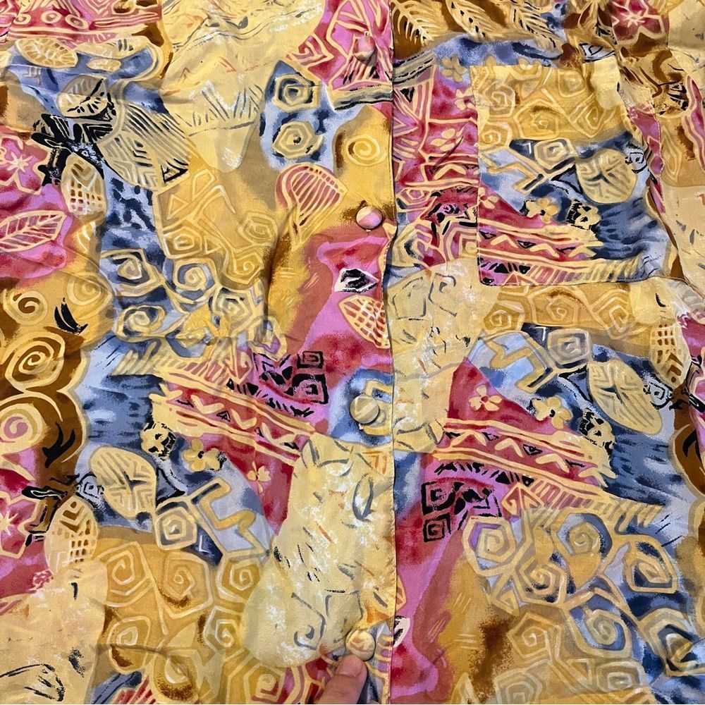 Silk Shirt - Picture 2 of 9